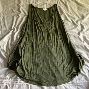 Old Navy swing tank